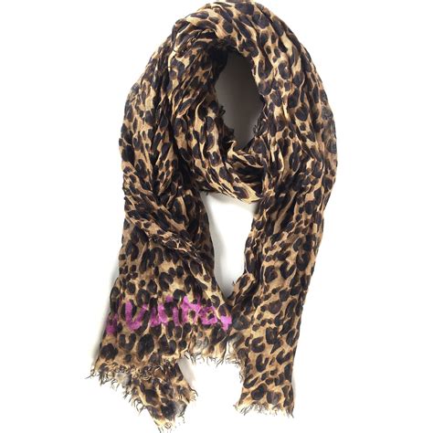 louis vuitton leopard print scarf|louis vuitton red scarf.